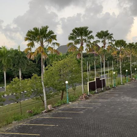 Rumah Wj Rooms And Suites Улувату Экстерьер фото
