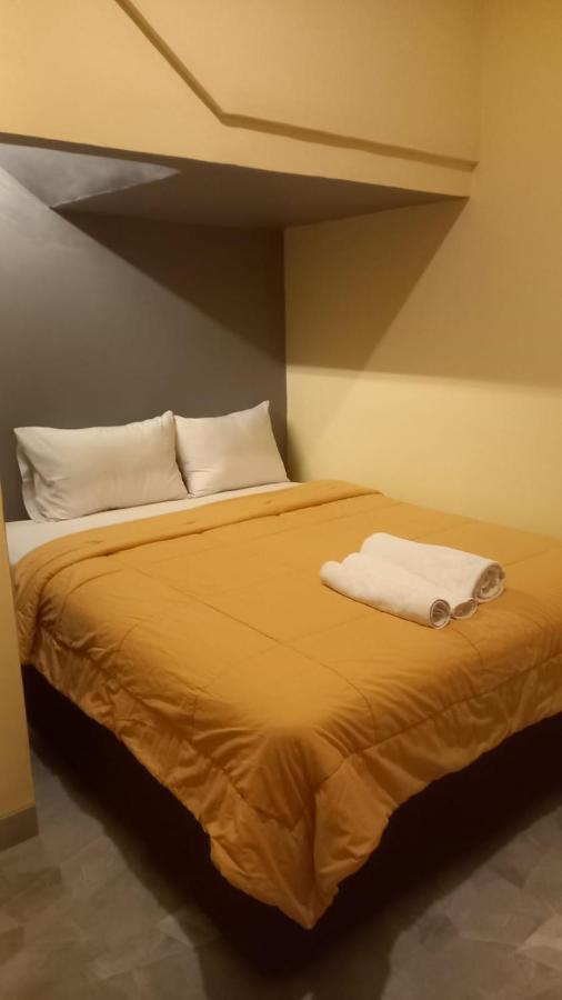 Rumah Wj Rooms And Suites Улувату Экстерьер фото